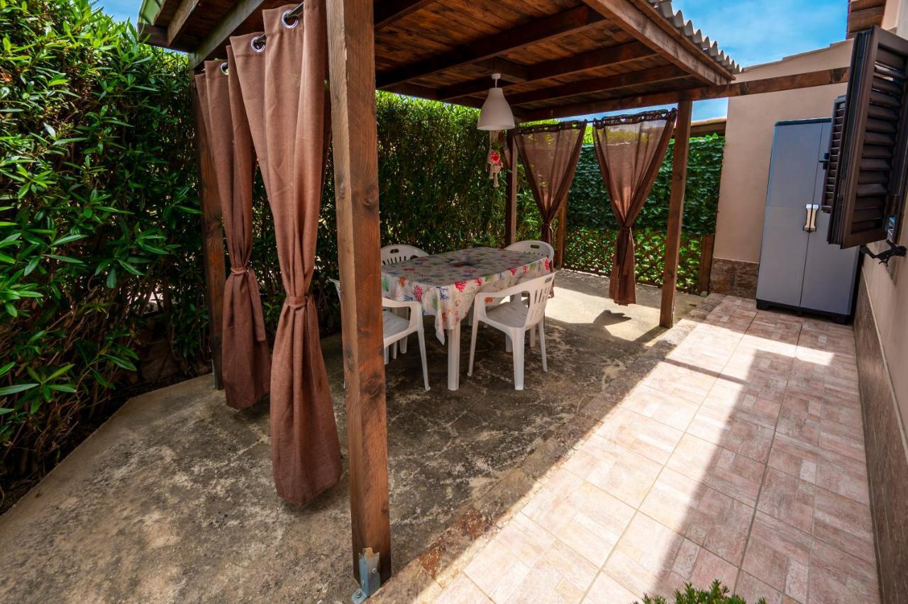 فيلا Casa Carmen أفولا المظهر الخارجي الصورة